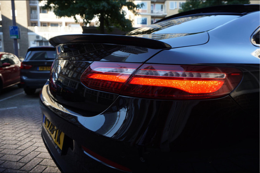 Mercedes-Benz E-Klasse Coupé 350 AMG Line | Black Optic | Pano | Sfeer | Leer | Adaptive + Lane | 360 | Aut9
