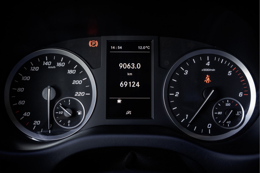 Mercedes-Benz Vito **116 CDI L2H1 | 164 PK | Euro 6 | Cruise | Carplay | Airco | Camera | PDC**