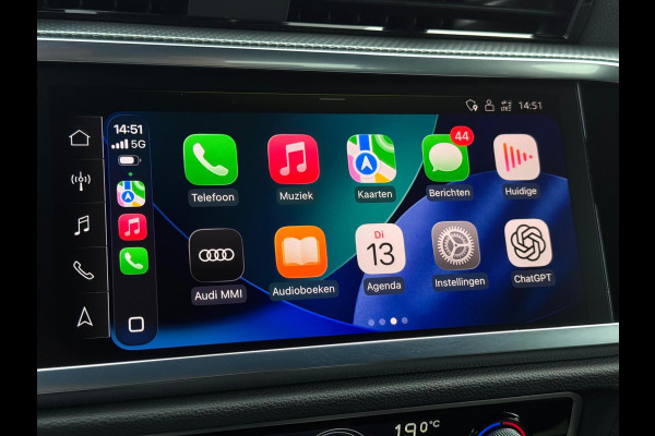 Audi Q3 Sportback 35 TFSI 3 X S-Line Uniek Vol | Panorama | Camera Parksens | Leder Red Stitch | Stoelverwarming| Keyless |Carplay