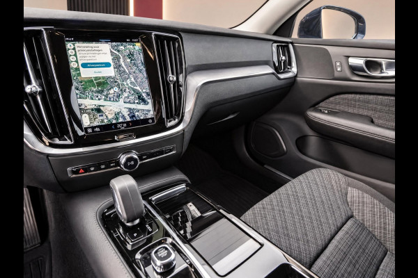 Volvo V60 2.0 T6 Plug-in hybrid AWD Ultimate Bright
