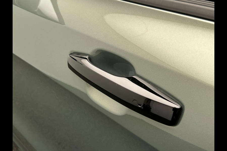 Lynk & Co 01 1.5 More **4 Stuks beschikbaar** Leder | Pano/Dak | Stoel+Stuurwielverwarming | Keyless