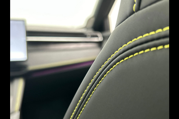 Lynk & Co 01 1.5 More **4 Stuks beschikbaar** Leder | Pano/Dak | Stoel+Stuurwielverwarming | Keyless