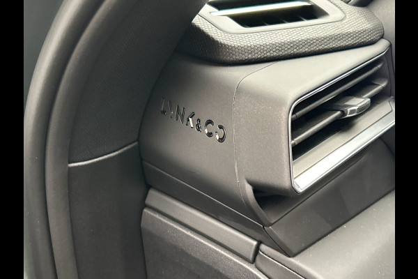 Lynk & Co 01 1.5 More **4 Stuks beschikbaar** Leder | Pano/Dak | Stoel+Stuurwielverwarming | Keyless