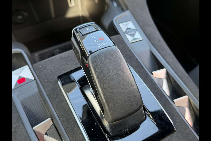 DS 7 Crossback BWJ 2022 | E-Tense 181PK Performance Line | TREKHAAK | ALCANTARA | SPORTSTOELEN | CLIMA | NAVI | PRIVACY GLASS | CARPLAY | CAMERA A | CRUISE |