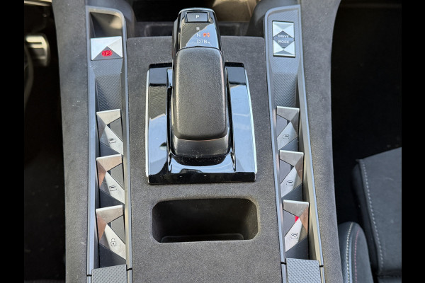 DS 7 Crossback BWJ 2022 | E-Tense 181PK Performance Line | TREKHAAK | ALCANTARA | SPORTSTOELEN | CLIMA | NAVI | PRIVACY GLASS | CARPLAY | CAMERA A | CRUISE |