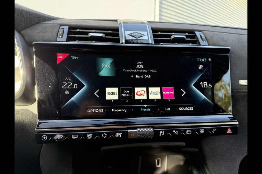 DS 7 Crossback BWJ 2022 | E-Tense 181PK Performance Line | TREKHAAK | ALCANTARA | SPORTSTOELEN | CLIMA | NAVI | PRIVACY GLASS | CARPLAY | CAMERA A | CRUISE |