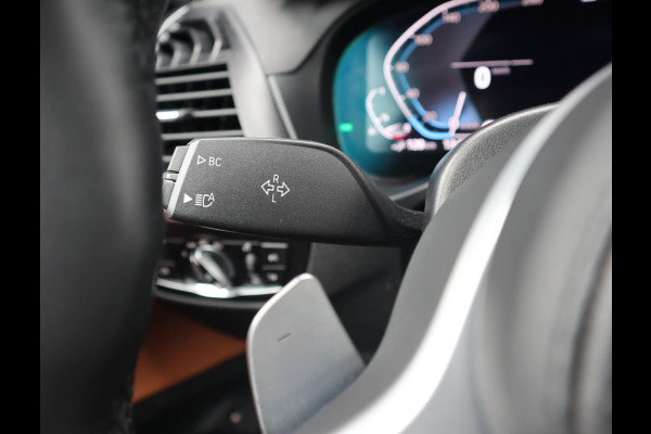 BMW X3 xDrive30e High Executive | Pano | HUD | Trekhaak