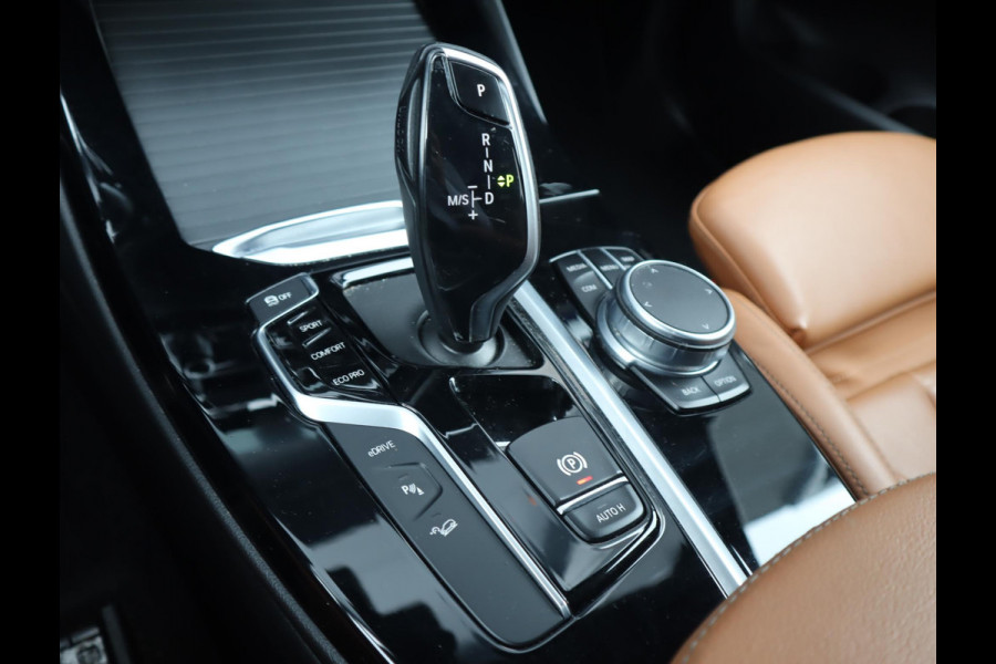 BMW X3 xDrive30e High Executive | Pano | HUD | Trekhaak