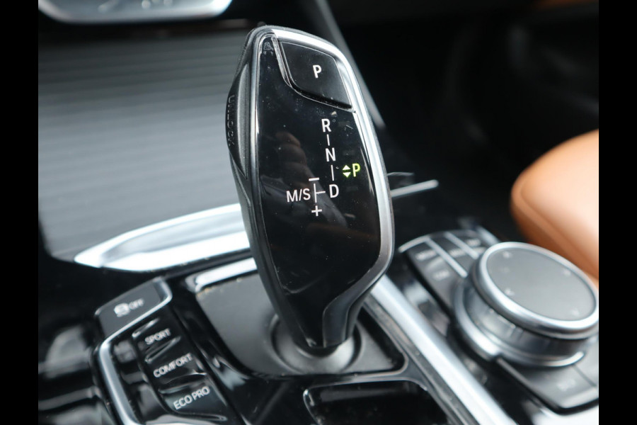BMW X3 xDrive30e High Executive | Pano | HUD | Trekhaak