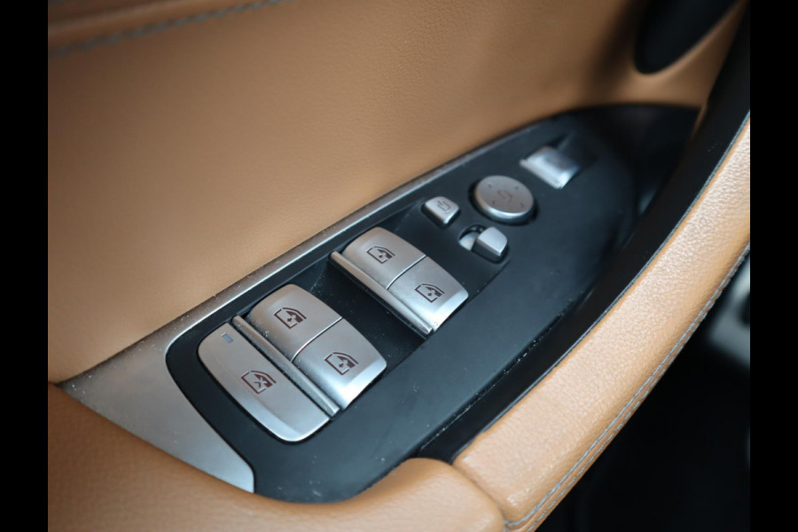 BMW X3 xDrive30e High Executive | Pano | HUD | Trekhaak