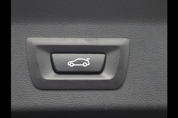 BMW X3 xDrive30e High Executive | Pano | HUD | Trekhaak