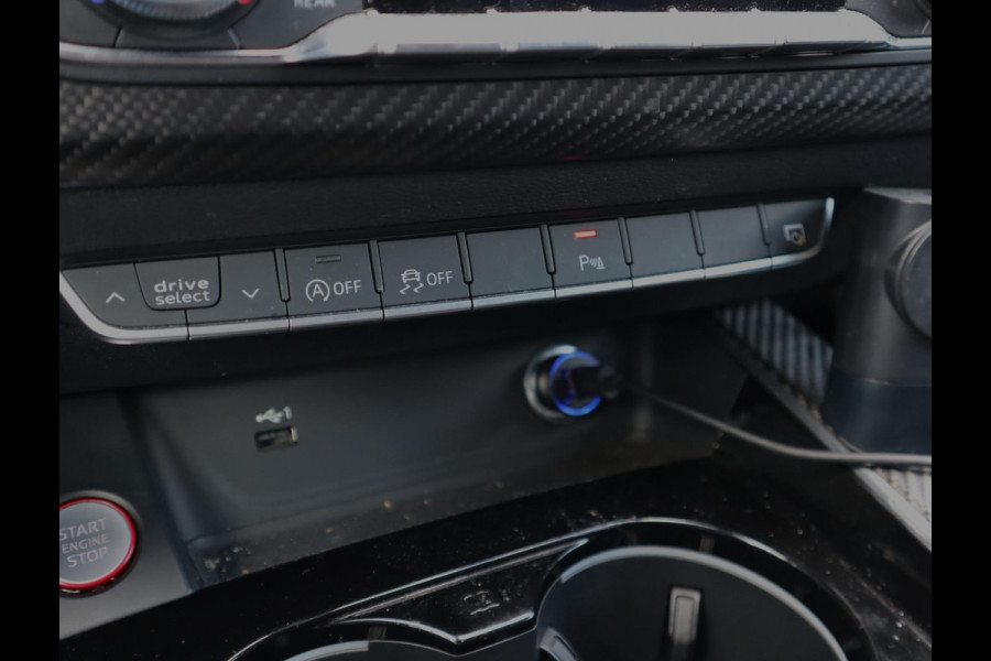 Audi A4 Avant 2.9 TFSI RS 4 quattro | Keramisch | RS dynamic | Bang & Olufsen 3D | HUD | ACC