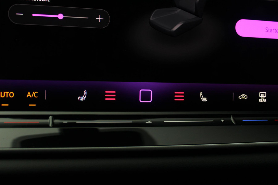 Volkswagen Tiguan 2.0 TSI 4Motion R-line Elegance | Panoramadak | Trekhaak | HUD | ACC | DCC | 360 Camera | Full Options