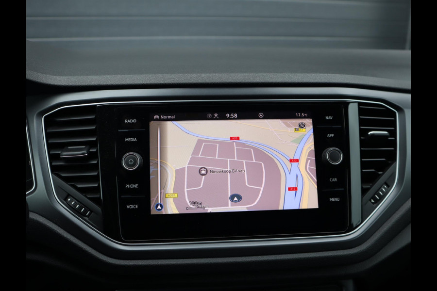 Volkswagen T-Roc Cabrio 1.5 TSI R-Line | R sportstoelen | Stoelverwarming | Automaat