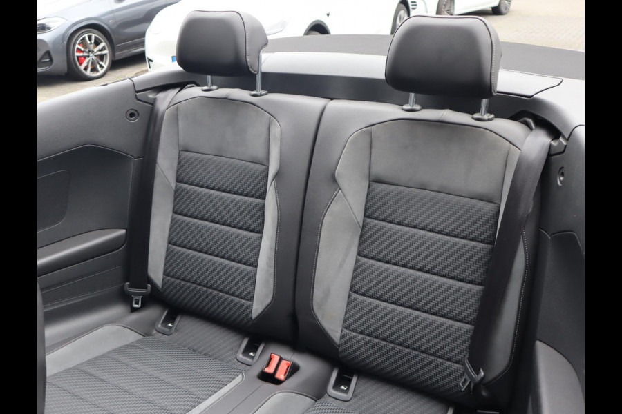 Volkswagen T-Roc Cabrio 1.5 TSI R-Line | R sportstoelen | Stoelverwarming | Automaat