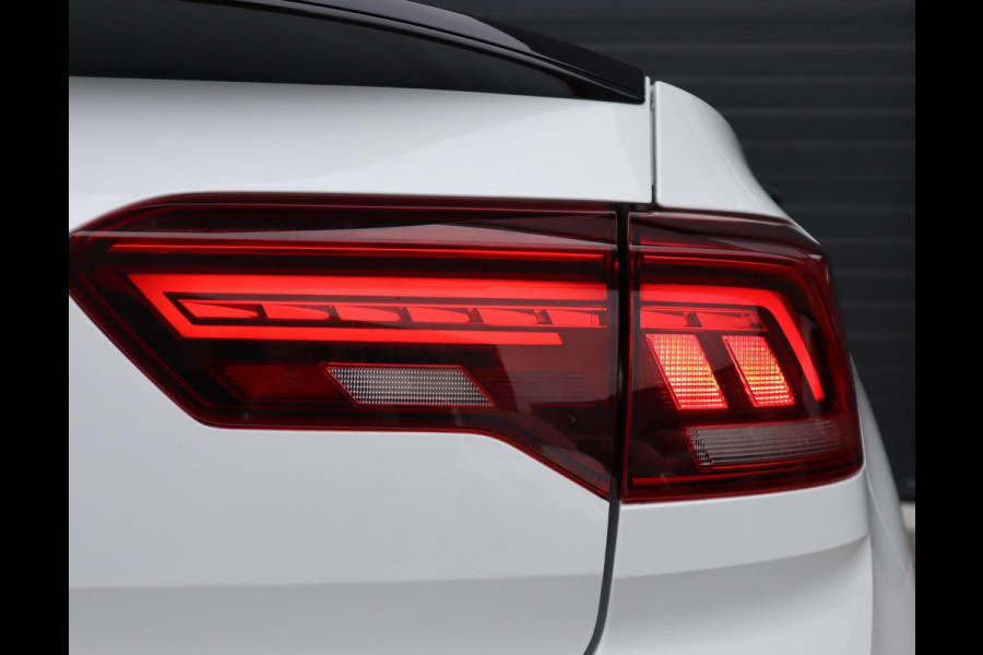 Volkswagen T-Roc Cabrio 1.5 TSI R-Line | R sportstoelen | Stoelverwarming | Automaat