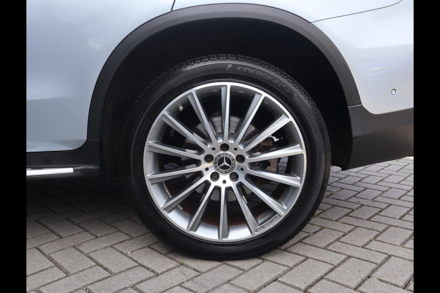 Mercedes-Benz GLC 300e 4MATIC AMG Line | Pano | Trekhaak | Burmester | ACC | Apple Carplay/Android Auto