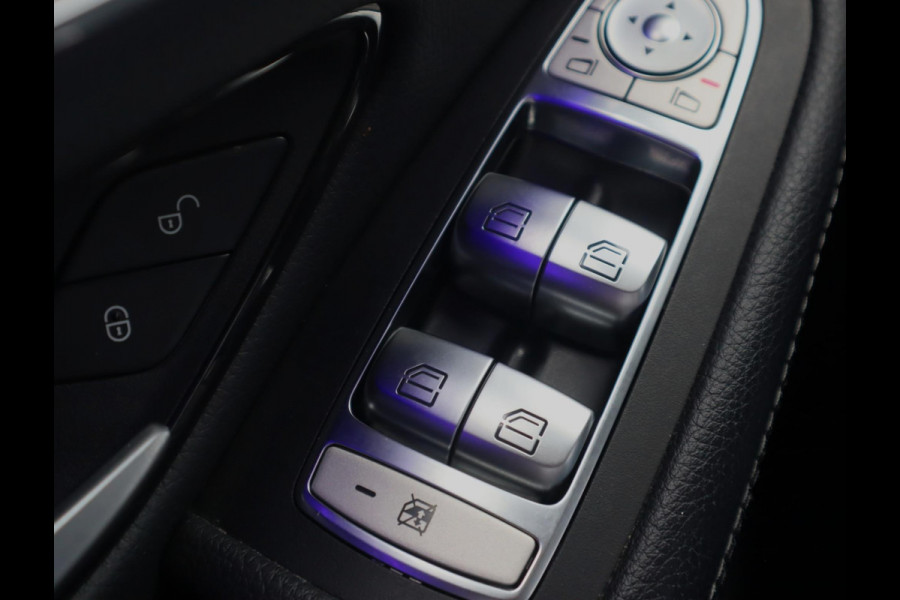 Mercedes-Benz GLC 300e 4MATIC AMG Line | Pano | Trekhaak | Burmester | ACC | Apple Carplay/Android Auto
