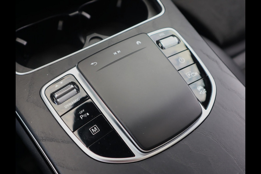 Mercedes-Benz GLC 300e 4MATIC AMG Line | Pano | Trekhaak | Burmester | ACC | Apple Carplay/Android Auto