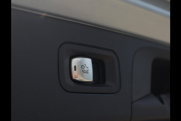 Mercedes-Benz GLC 300e 4MATIC AMG Line | Pano | Trekhaak | Burmester | ACC | Apple Carplay/Android Auto