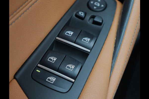 BMW 5 Serie Touring 530e M Sport | Pano | Leer | Stoelverwarming | 19 Inch