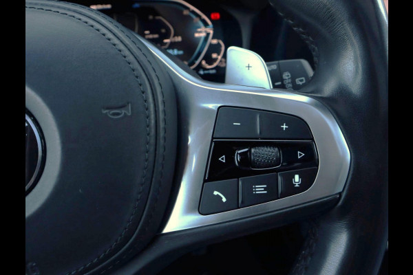 BMW 5 Serie Touring 530e M Sport | Pano | Leer | Stoelverwarming | 19 Inch
