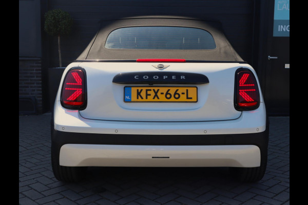 MINI Cabrio 2.0 Cooper C Favoured | HUD | Camera | Carplay | Leer | Stoel en Stuurverwarming | 18 Inch