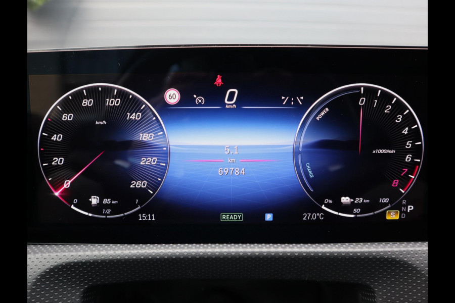 Mercedes-Benz A-Klasse 250 e Star Edition AMG Line | Pano | ACC | 19 Inch | Stoelverwarming