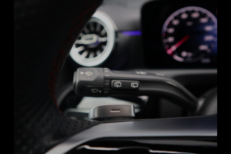 Mercedes-Benz A-Klasse 250 e Star Edition AMG Line | Pano | ACC | 19 Inch | Stoelverwarming