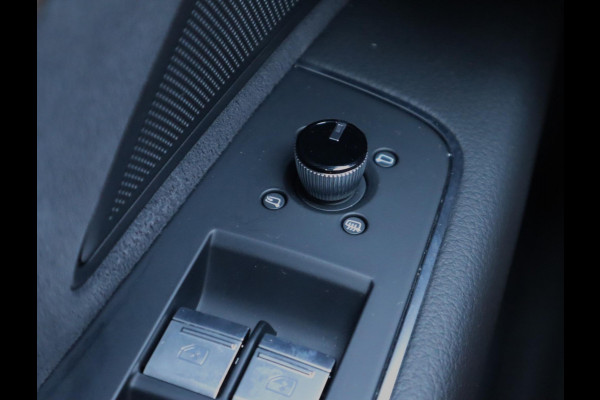 Audi A8 55 TFSI quattro Lang | Chauffeur Pakket | Massage stoelen voor en achter | B&O | Pano | Stoel ventilatie voor en achter
