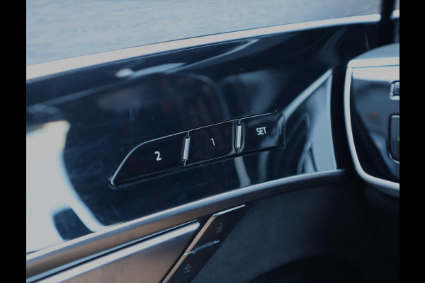 Audi A8 55 TFSI quattro Lang | Chauffeur Pakket | Massage stoelen voor en achter | B&O | Pano | Stoel ventilatie voor en achter