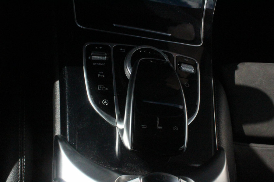 Mercedes-Benz C-Klasse Cabrio 200 AMG Line | ACC DISTRONIC | Nek verwarming | Premium Plus Pack