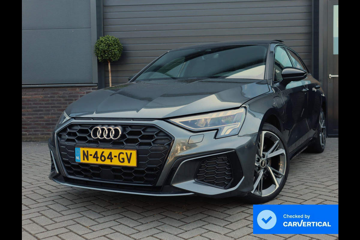 Audi A3 Sportback 45 TFSI e S edition Competition | Pano | ACC | Stoelverwarming