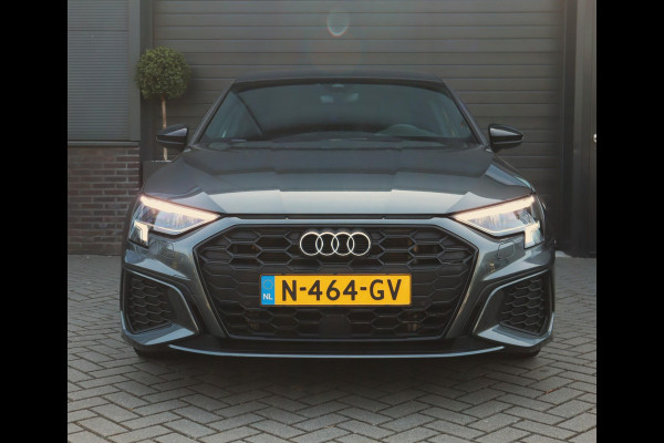 Audi A3 Sportback 45 TFSI e S edition Competition | Pano | ACC | Stoelverwarming