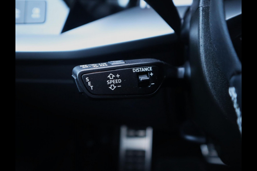 Audi A3 Sportback 45 TFSI e S edition Competition | Pano | ACC | Stoelverwarming