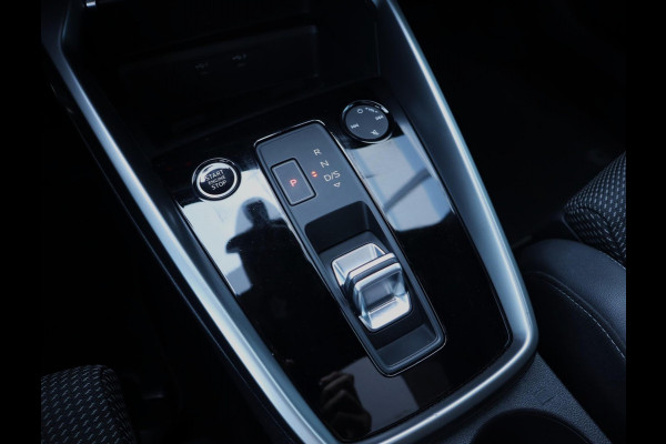 Audi A3 Sportback 45 TFSI e S edition Competition | Pano | ACC | Stoelverwarming