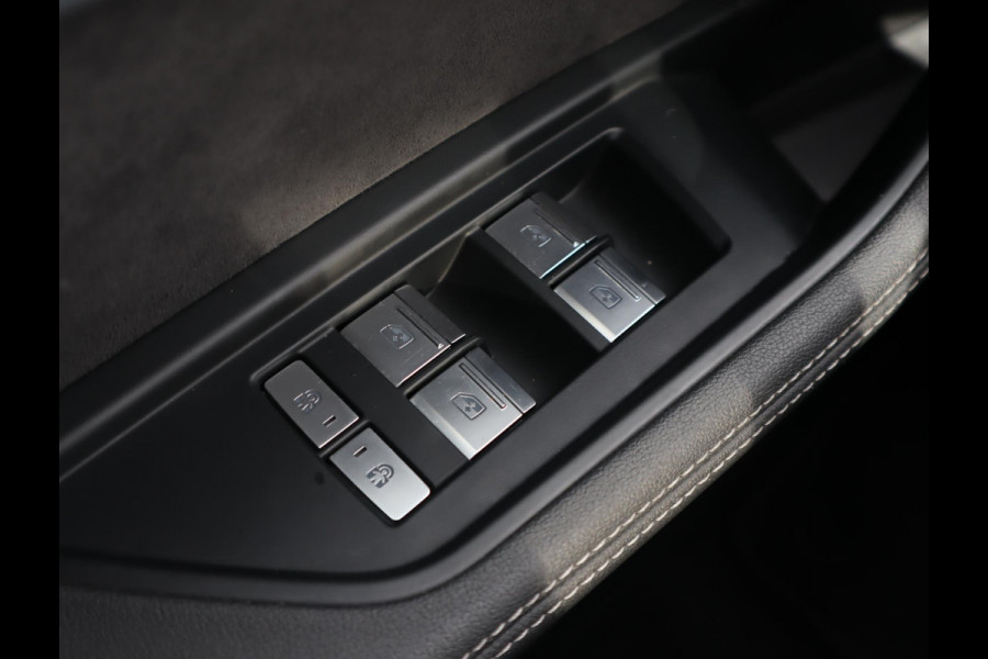 Audi e-tron Sportback S quattro 95 kWh | Pano | 360 graden | RS sportstoelen | Digitale buitenspiegels