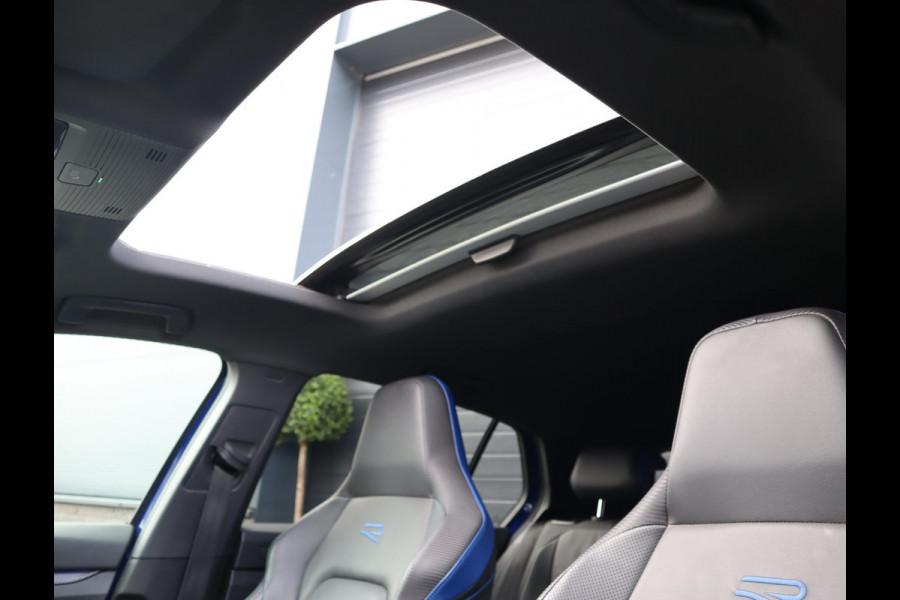 Volkswagen Golf 2.0 TSI R 4Motion | Akra | Leer |  Pano | R sportstoelen | Memory Seats |  Stoel verwarming en ventilatie