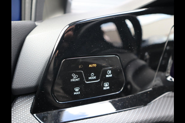 Volkswagen Golf 2.0 TSI R 4Motion | Akra | Leer |  Pano | R sportstoelen | Memory Seats |  Stoel verwarming en ventilatie