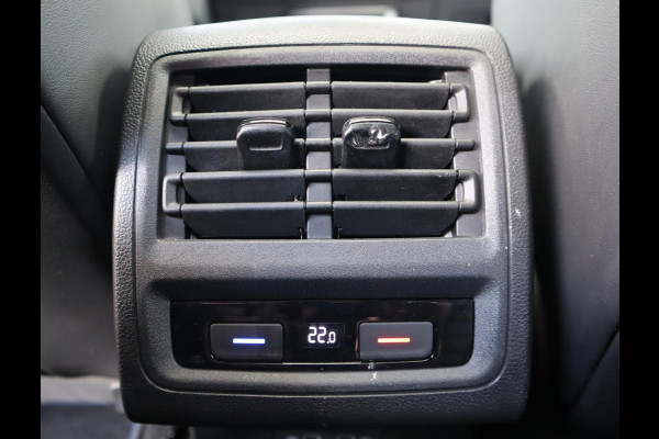 Volkswagen Golf 2.0 TSI R 4Motion | Akra | Leer |  Pano | R sportstoelen | Memory Seats |  Stoel verwarming en ventilatie