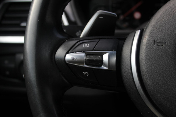 BMW 4 Serie Coupé 420i M Sport | H+K | Elektrische stoelen | Memory | Leer | Dealer onderhouden