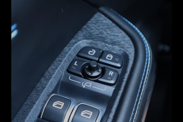Lynk & Co 01 1.5 | Pano | Memory | Carplay