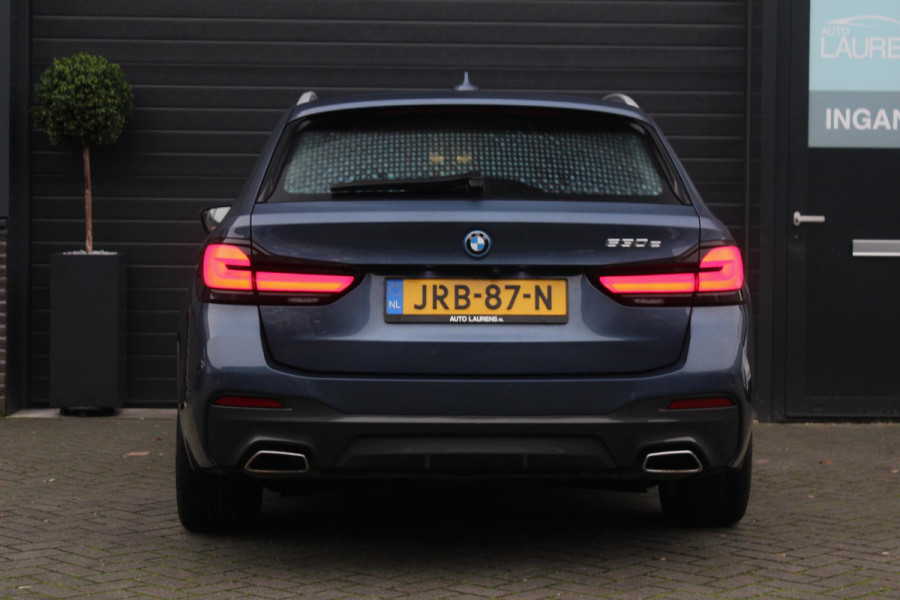 BMW 5 Serie Touring 530e M-Sport | Stuur en Stoelverwarming | Sfeerverlichting