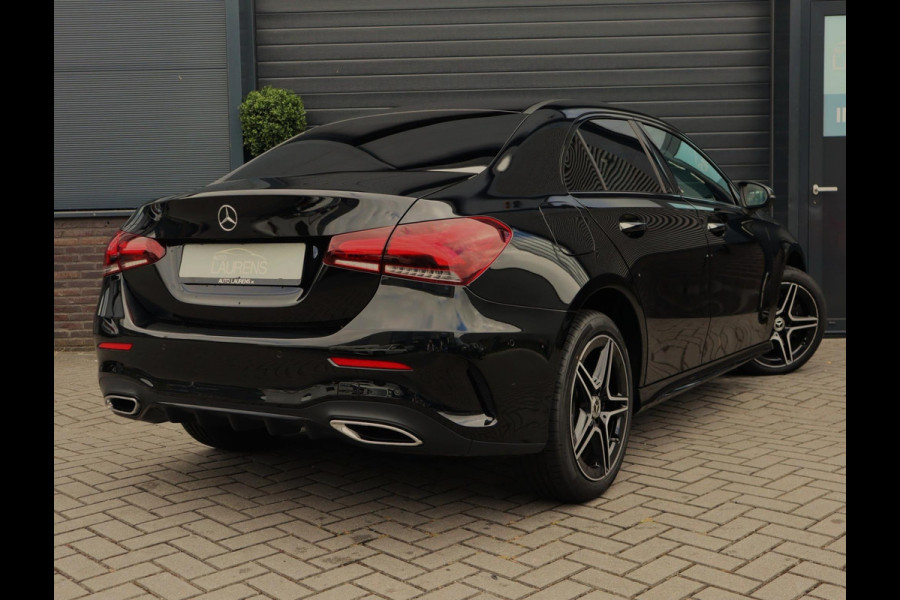 Mercedes-Benz A-Klasse 250 e AMG Line | Pano | Camera | sfeerverlichting | Stoelverwarming