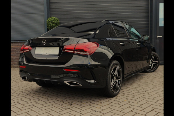 Mercedes-Benz A-Klasse 250 e AMG Line | Pano | Camera | sfeerverlichting | Stoelverwarming