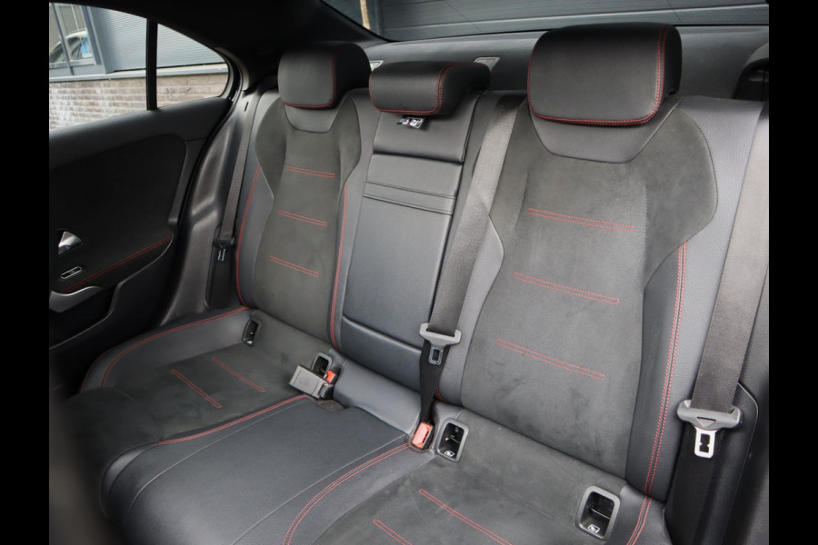 Mercedes-Benz A-Klasse 250 e AMG Line | Pano | Camera | sfeerverlichting | Stoelverwarming