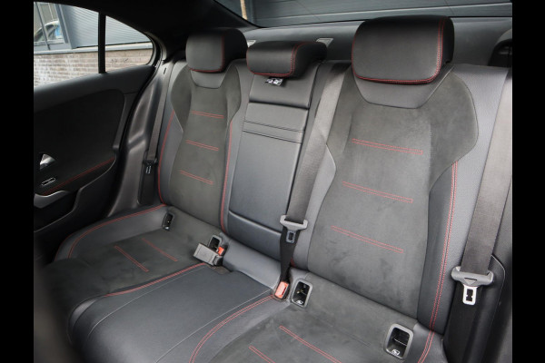 Mercedes-Benz A-Klasse 250 e AMG Line | Pano | Camera | sfeerverlichting | Stoelverwarming