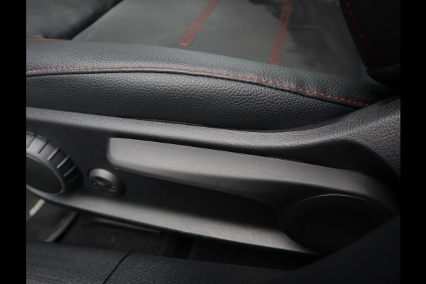 Mercedes-Benz A-Klasse 250 e AMG Line | Pano | Camera | sfeerverlichting | Stoelverwarming