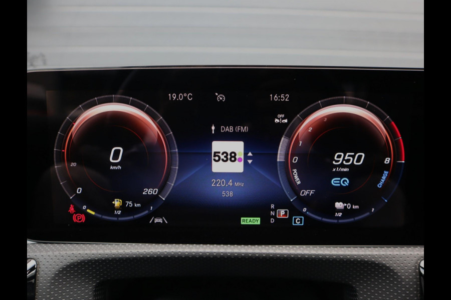Mercedes-Benz A-Klasse 250 e AMG Line | Pano | Camera | sfeerverlichting | Stoelverwarming