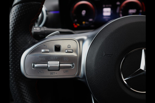 Mercedes-Benz A-Klasse 250 e AMG Line | Pano | Camera | sfeerverlichting | Stoelverwarming